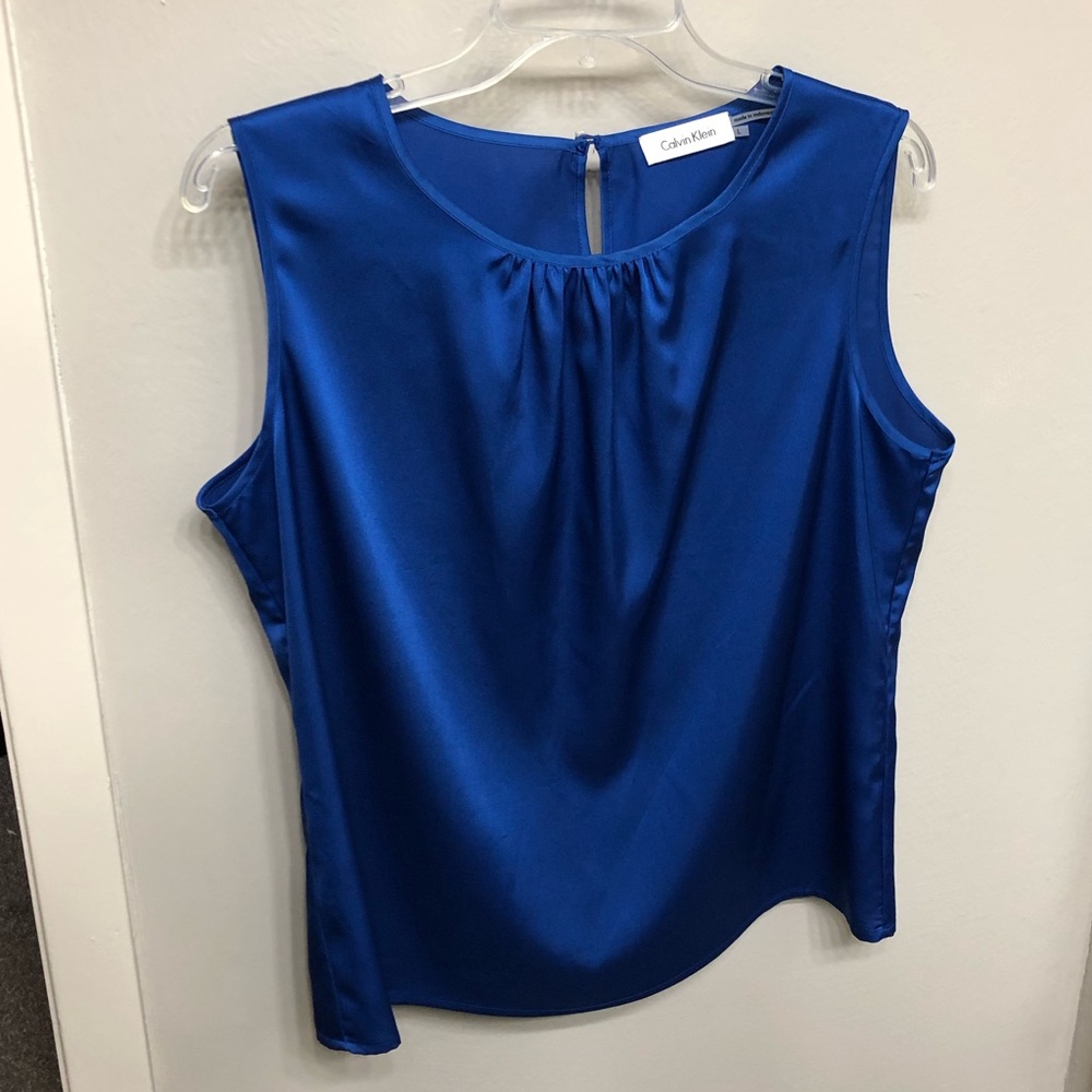 CALVIN KLEIN Blue sleeveless blouse